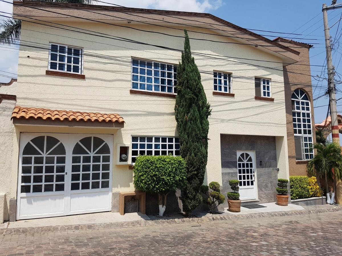 קוארנבאקאבה Casa Los Peregrina מראה חיצוני תמונה